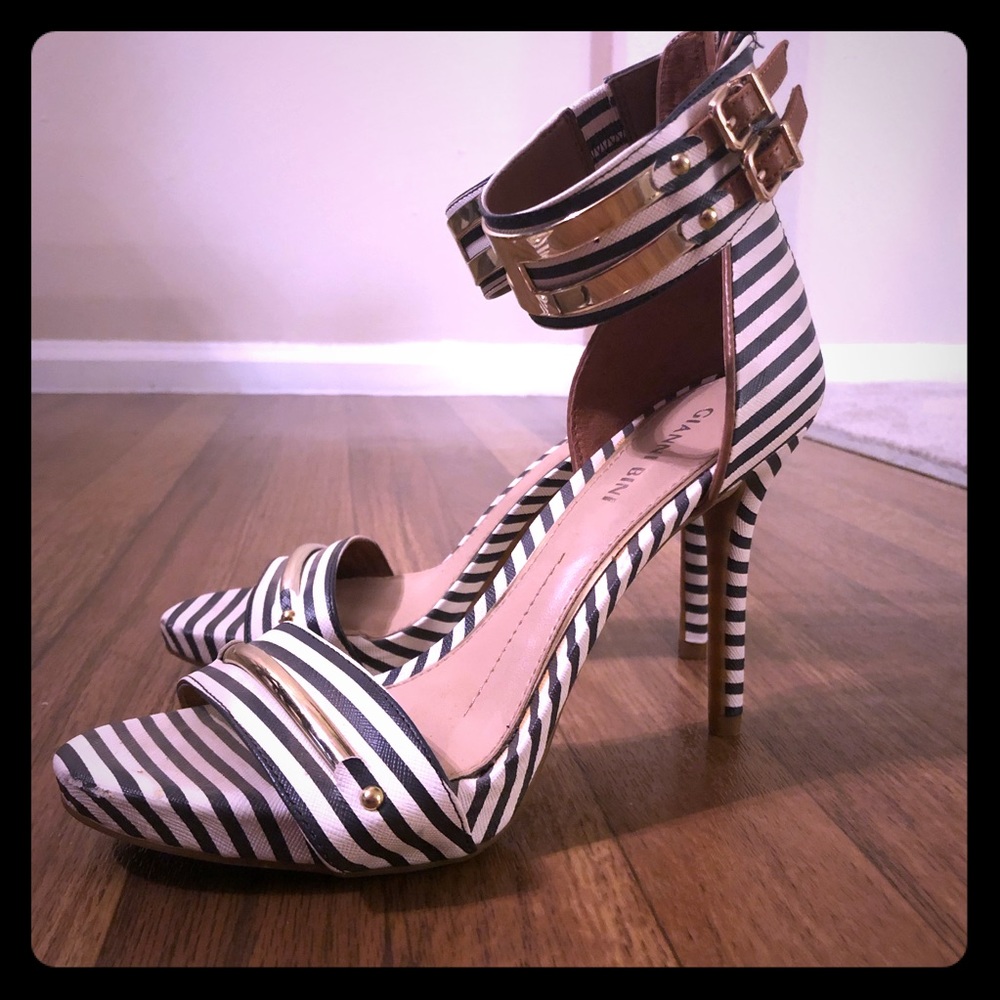 Gianni Bini Pumps